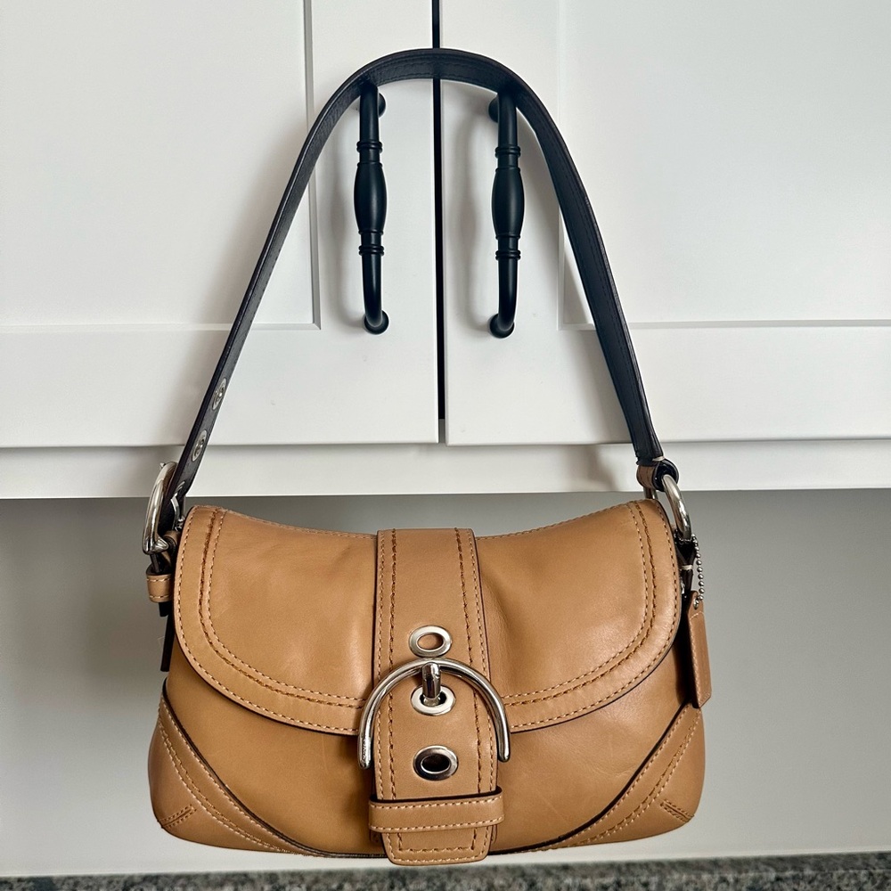 Vintage Coach SoHo shoulder bag F12300